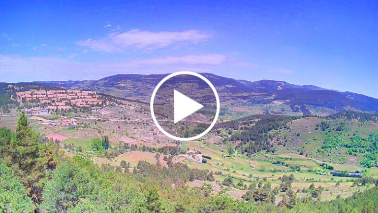 Cámara web en directo de Alto de San Rafael en Alcalá de la Selva, Provincia de Teruel - Hotel Mas de Cebrián - vista al campo de golf de “El Castillejo”, el más alto de España con 1400 m de altitud, al valle de Virgen de la Vega y a la Sierra del Monegro